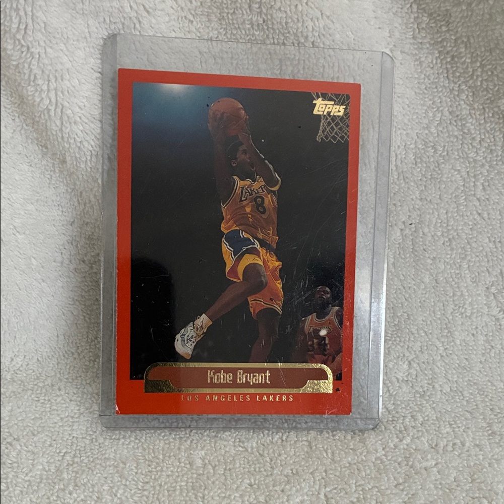 Topps Red and Gold Basketball Card